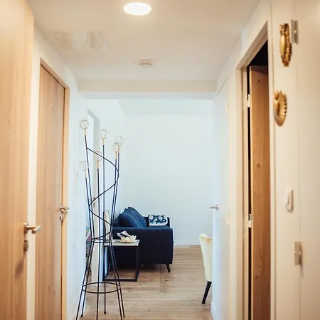 Les Logis Du Port - Port Canal - 公寓式酒店 蒙托邦