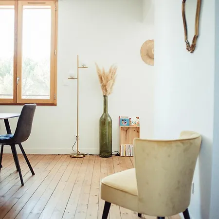 Les Logis Du Port - Port Canal - 公寓式酒店 蒙托邦