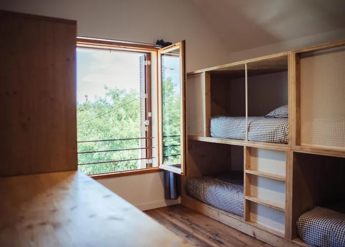 Les Logis Du Port - Port Canal - 3* モントーバン