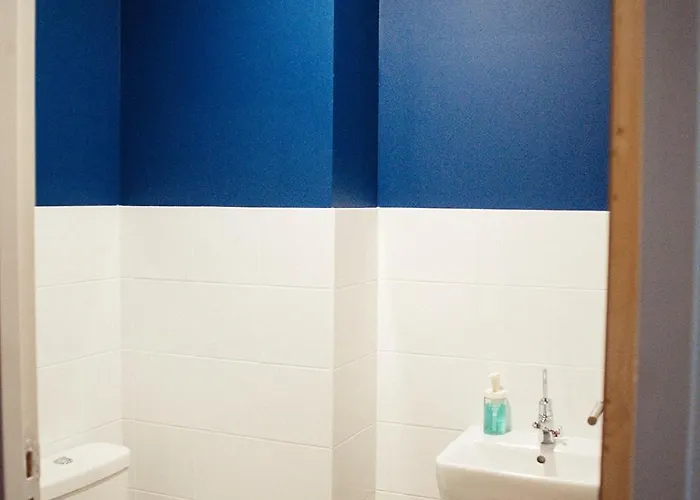 Les Logis Du Port - Port Canal - 3* モントーバン