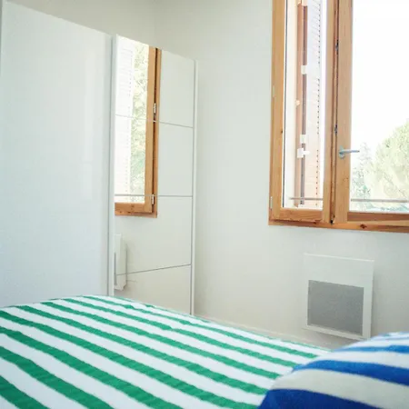 Les Logis Du Port - Port Canal - 3* Монтобан