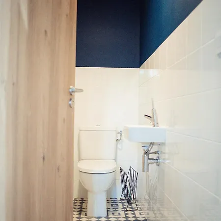 Les Logis Du Port - Port Canal - 3*