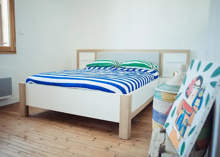 Apartahotel Les Logis Du Port - Port Canal - 3*