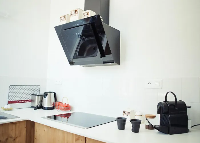 Apartahotel Les Logis Du Port - Port Canal - Montauban