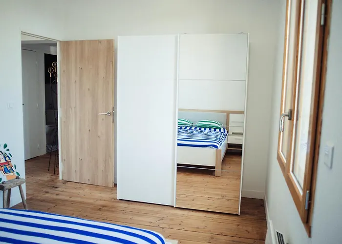 Les Logis Du Port - Port Canal -